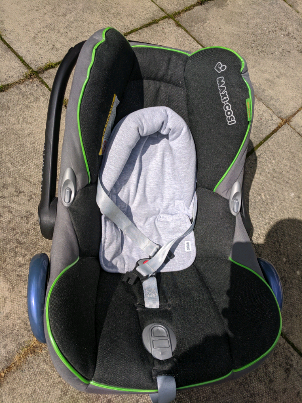 maxi cosi insert age